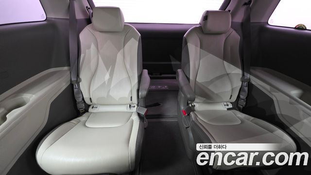 Kia Carnival (IV) Diesel 9-Seater Prestige 2021 — фото 33
