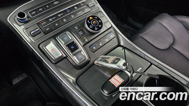 Hyundai Santa Fe Diesel 2.2 4WD Exclusive 2023 — фото 9