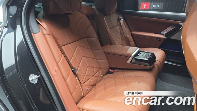 BMW 7 Series (G70) 740d xDrive M Sport 2025 — фото 12