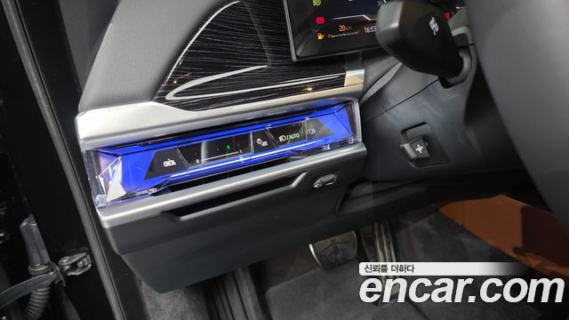 BMW 7 Series (G70) 740d xDrive M Sport 2025 — фото 18