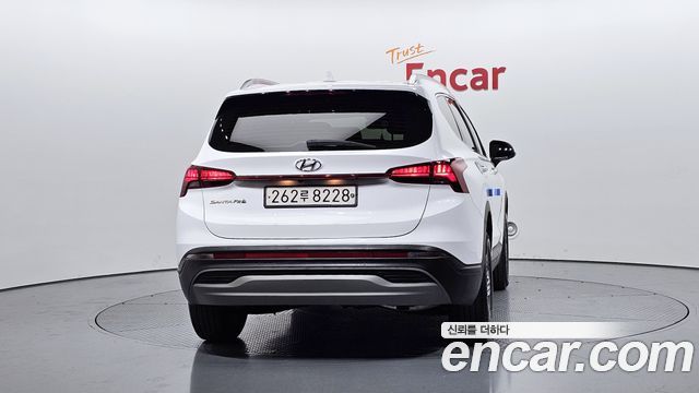 Hyundai Santa Fe Diesel 2.2 2WD Prestige 2021 — фото 4