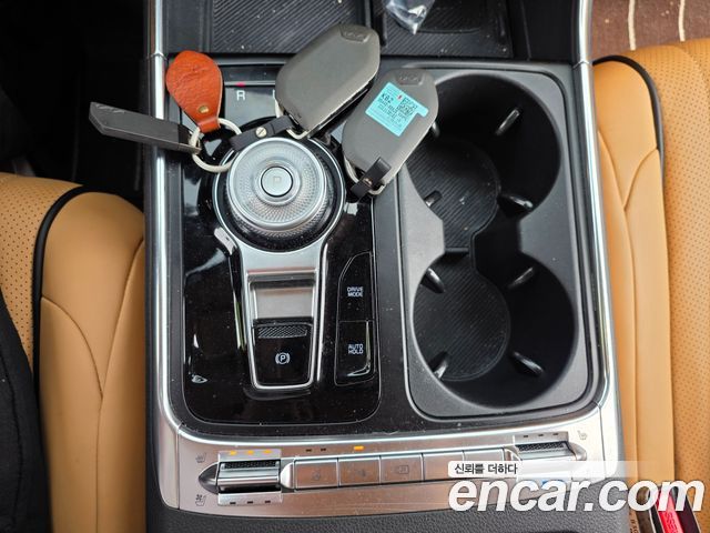 Kia Carnival (IV) Gasoline 9-Seater Hi Limousine (7-seater Limousine(Special vehicle) 2024 — фото 9