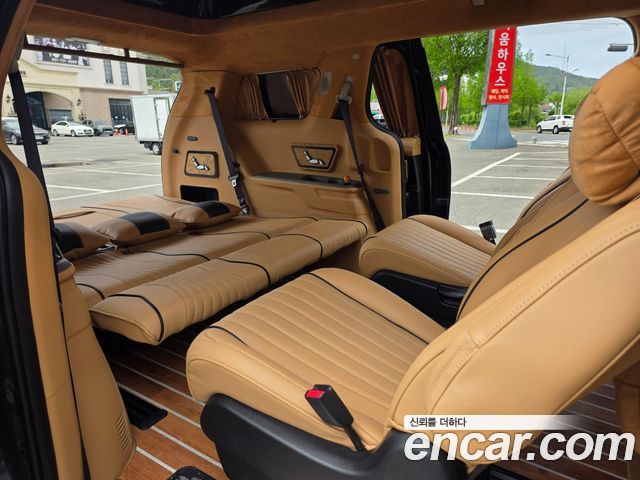 Kia Carnival (IV) Gasoline 9-Seater Hi Limousine (7-seater Limousine(Special vehicle) 2024 — фото 24