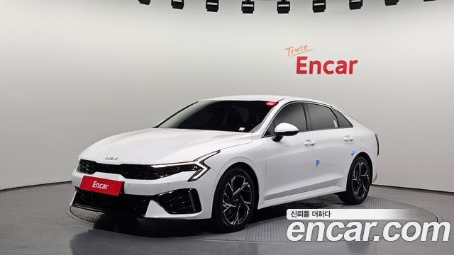 Kia K5 (III) 2.0 Noblesse 2024 — фото 1