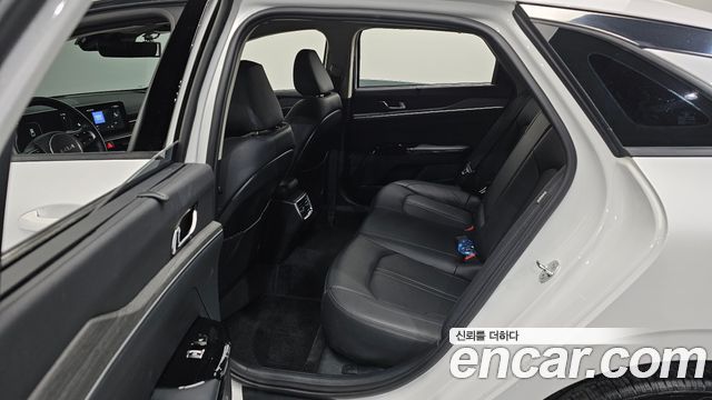 Kia K5 (III) 2.0 Noblesse 2024 — фото 12