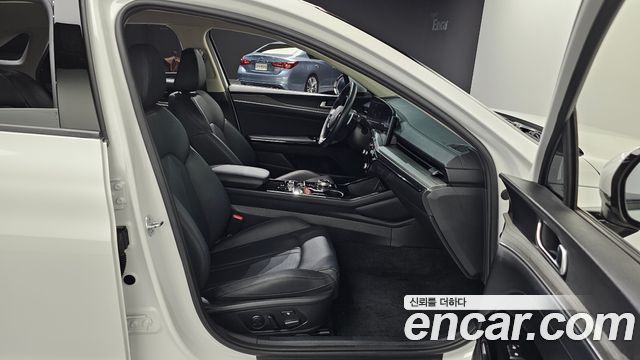 Kia K5 (III) 2.0 Noblesse 2024 — фото 26