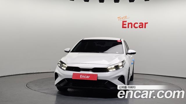 Kia K3 (II) 1.6 Prestige 2024 — фото 3