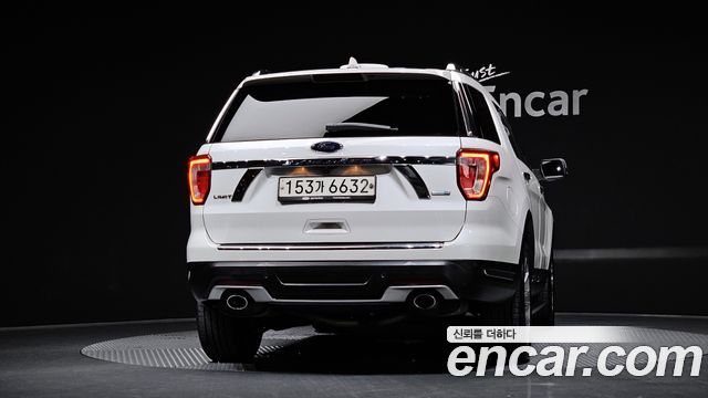 Ford Explorer 2.3 Limited 4WD 5th 2018 — фото 4