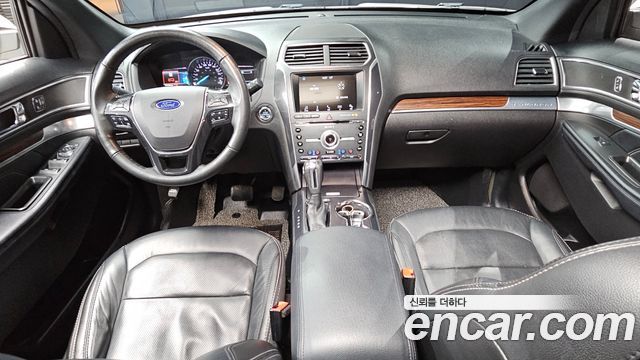 Ford Explorer 2.3 Limited 4WD 5th 2018 — фото 7