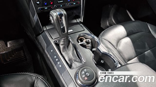 Ford Explorer 2.3 Limited 4WD 5th 2018 — фото 9
