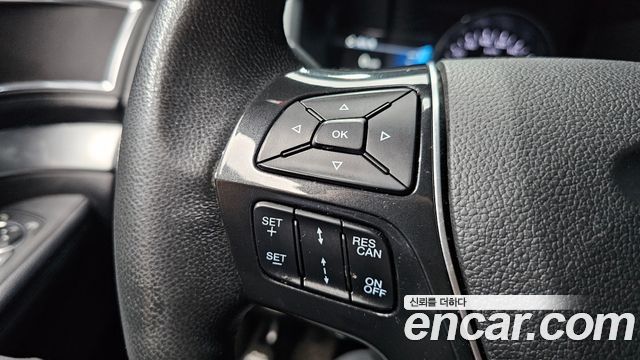 Ford Explorer 2.3 Limited 4WD 5th 2018 — фото 28