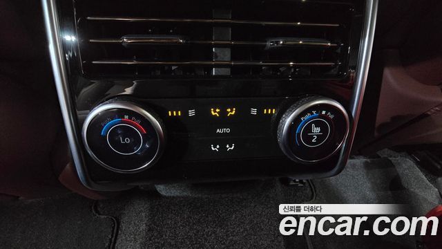 Land Rover Range Rover (V) P550E AB 2025 — фото 18