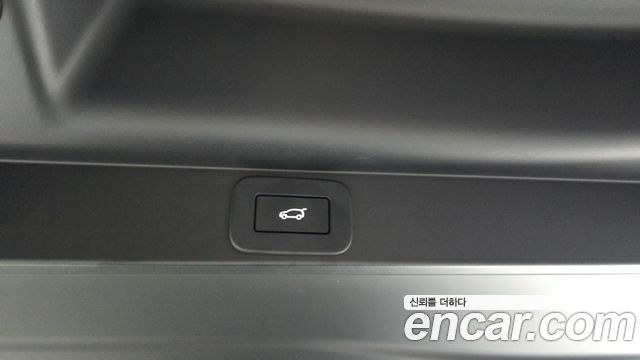 Land Rover Range Rover (V) P550E AB 2025 — фото 31