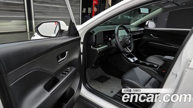 Hyundai Kona (SX2) Gasoline 1.6 Turbo 2WD Premium 2023 — фото 10