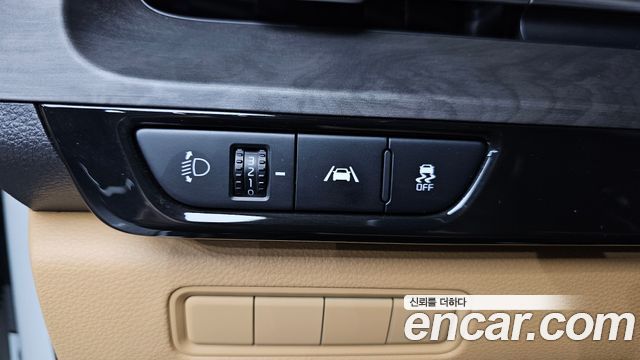 Kia Carnival (IV) Diesel 9-Seater Prestige 2023 — фото 20