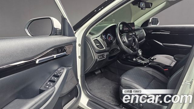 Kia Seltos Gasoline 1.6 Turbo 2WD Signature 2022 — фото 11