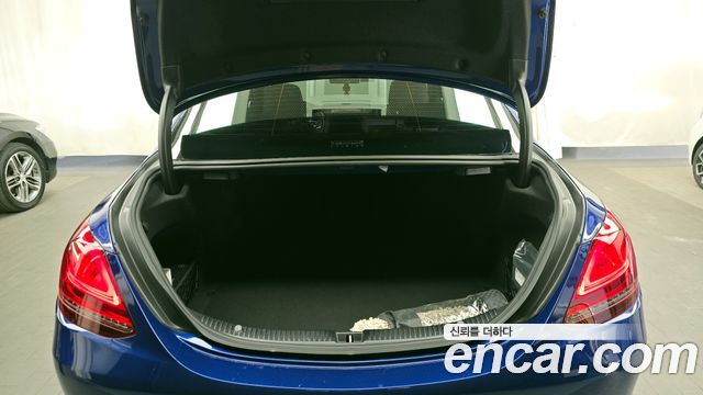 Mercedes-Benz C-Class (W205) C200 Avantgarde 2020 — фото 20