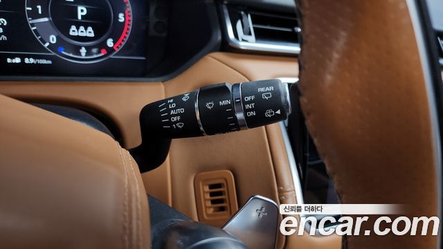 Land Rover Range Rover Velar 3.0 D300 R-Dynamic HSE 2019 — фото 21