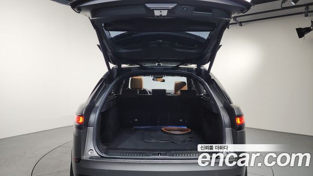 Land Rover Range Rover Velar 3.0 D300 R-Dynamic HSE 2019 — фото 22