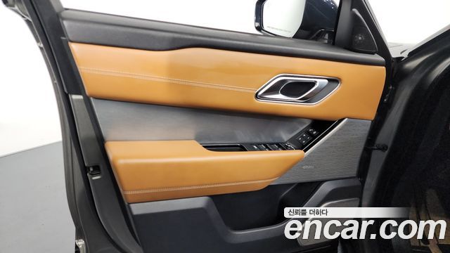 Land Rover Range Rover Velar 3.0 D300 R-Dynamic HSE 2019 — фото 30