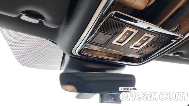 Land Rover Range Rover Velar 3.0 D300 R-Dynamic HSE 2019 — фото 37