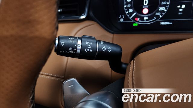 Land Rover Range Rover Velar 3.0 D300 R-Dynamic HSE 2019 — фото 40