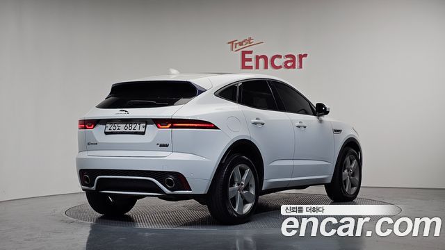 Jaguar E-PACE R250 R-Dynamic SE 2018 — фото 2