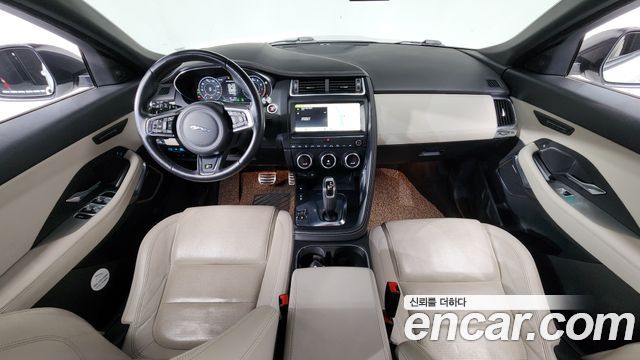 Jaguar E-PACE R250 R-Dynamic SE 2018 — фото 7