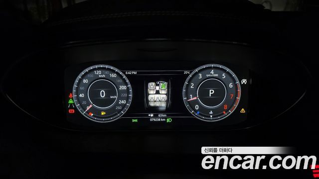 Jaguar E-PACE R250 R-Dynamic SE 2018 — фото 8
