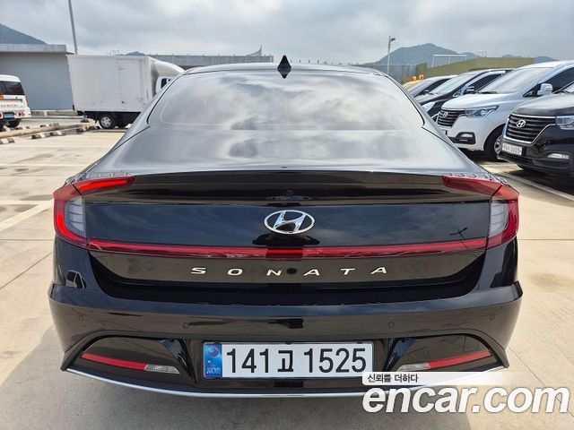 Hyundai Sonata Hybrid (DN8) Premium Plus 2022 — фото 3