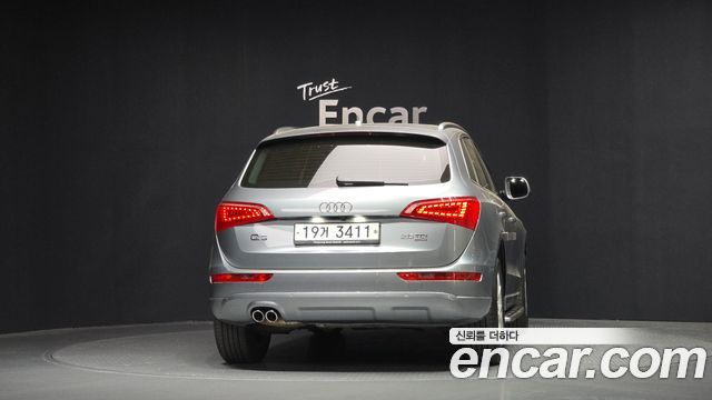 Audi Q5 2.0 TDI Quattro 8R 2012 — фото 4