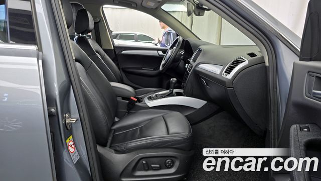 Audi Q5 2.0 TDI Quattro 8R 2012 — фото 11