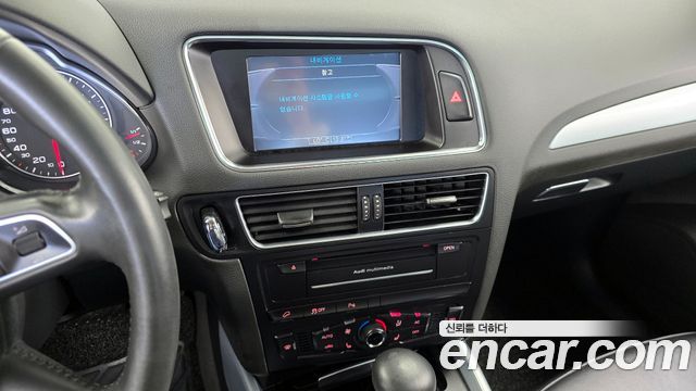 Audi Q5 2.0 TDI Quattro 8R 2012 — фото 14
