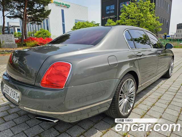 Bentley Flying Spur (I) 6.0 Speed 2012 — фото 6