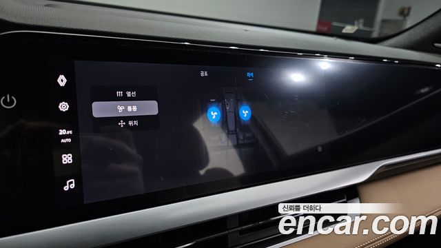 Renault Korea Grand Koleos 1.5 E-TECH Iconic 2WD 2025 — фото 17