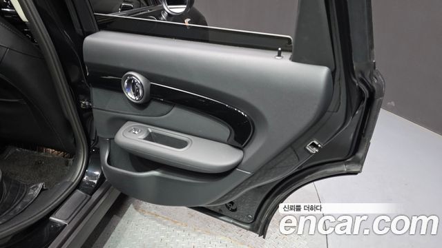 MINI Cooper Clubman Classic 2nd 2024 — фото 31