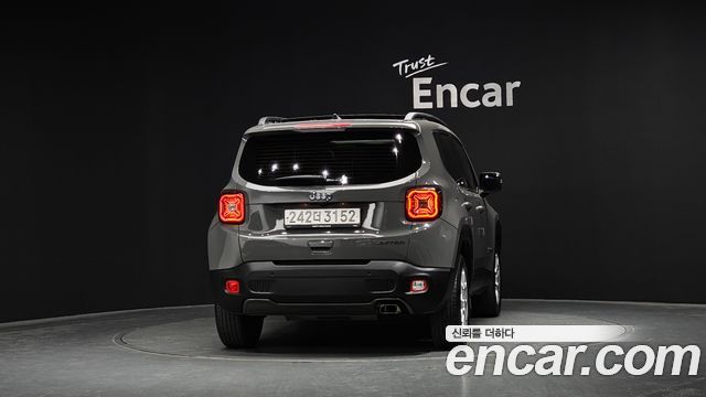 Jeep Renegade 2.4 Limited 2021 — фото 4