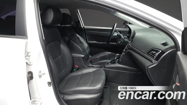Hyundai Avante (AD) 1.6 GDI Smart 2016 — фото 11
