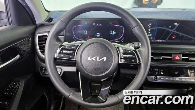 Kia Seltos Gasoline 1.6 Turbo 2WD Signature 2023 — фото 13