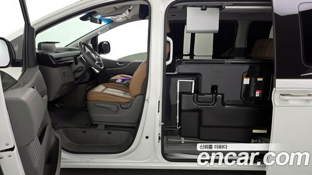 Hyundai Staria 2WD Camping Car Prestige Camper 4Seater 2024 — фото 10