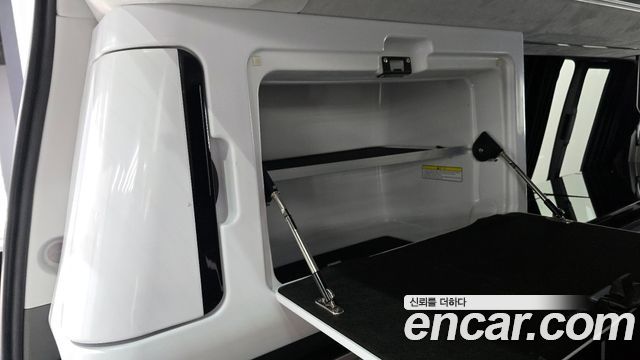 Hyundai Staria 2WD Camping Car Prestige Camper 4Seater 2024 — фото 18