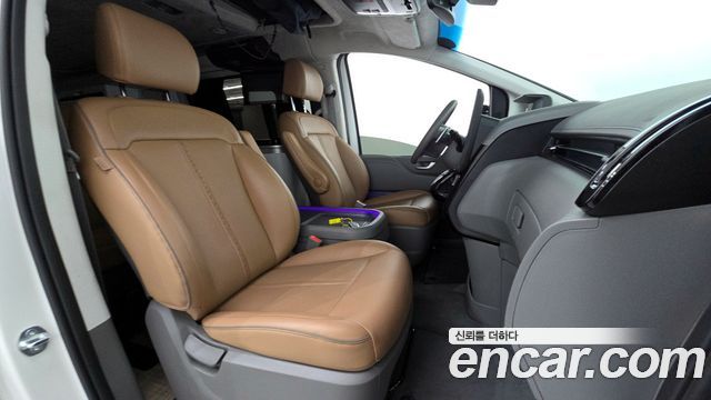 Hyundai Staria 2WD Camping Car Prestige Camper 4Seater 2024 — фото 26