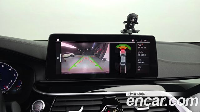 BMW 5 Series (G30) 530i M Sport Package 2022 — фото 15