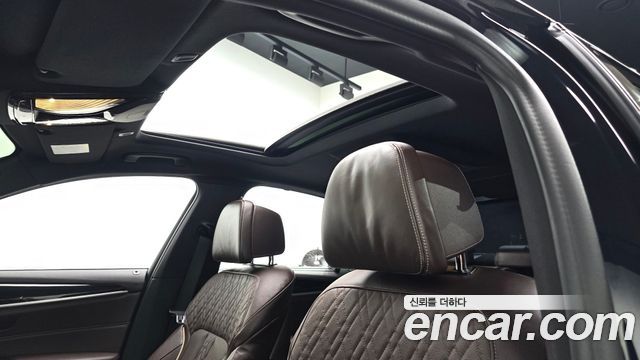 BMW 5 Series (G30) 530i M Sport Package 2022 — фото 18