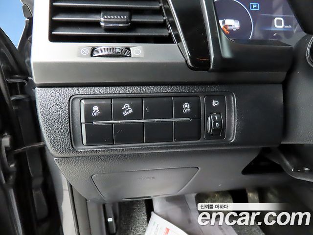 KG Mobility (SsangYong) Rexton Sports Diesel 2.2 4WD Prestige 2023 — фото 18