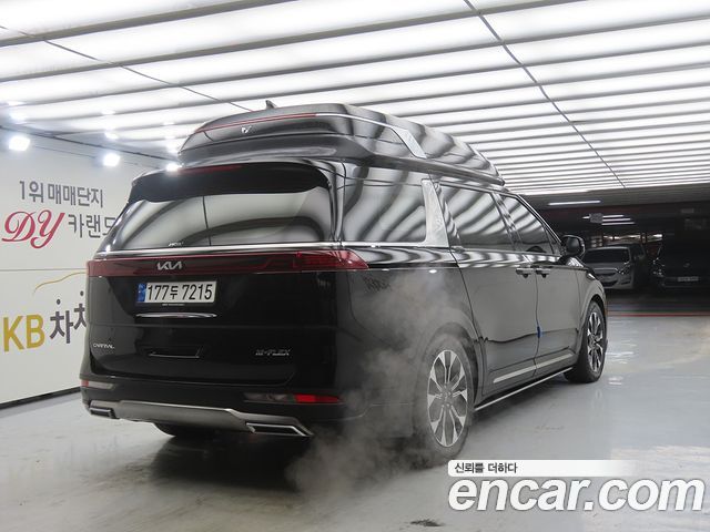 Kia Carnival (IV) Gasoline 9-seater Limousine(Special vehicle) 2023 — фото 2