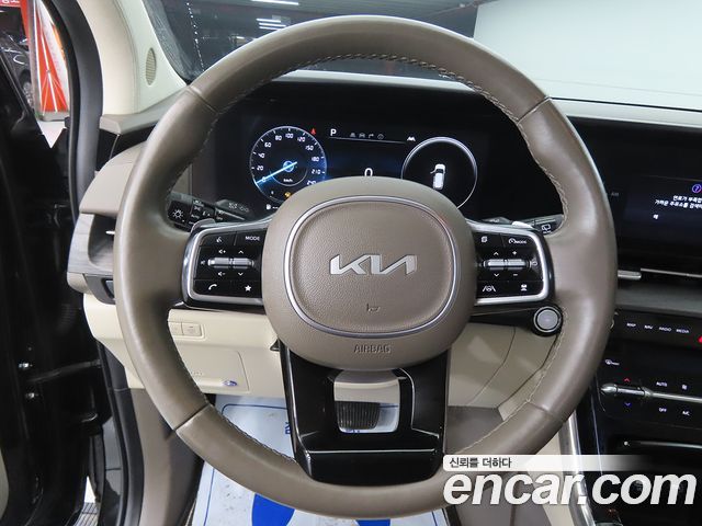 Kia Carnival (IV) Gasoline 9-seater Limousine(Special vehicle) 2023 — фото 9