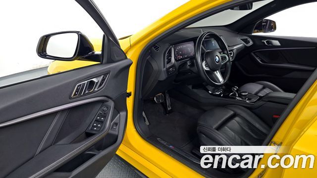 BMW 1 Series (F40) M135i xDrive Prism 2022 — фото 10