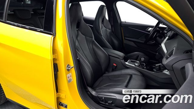 BMW 1 Series (F40) M135i xDrive Prism 2022 — фото 32