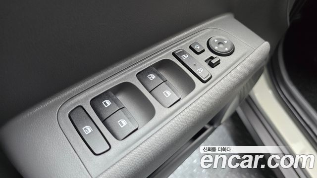 Hyundai Casper The Essential 2023 — фото 14